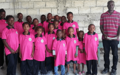 Haiti: Uniforms for children